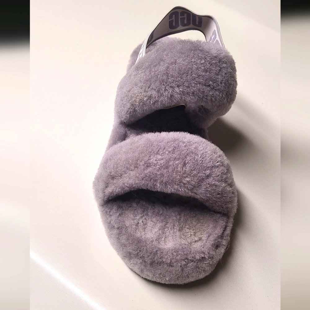 Ugg Australia fluff yeah slippers size 8